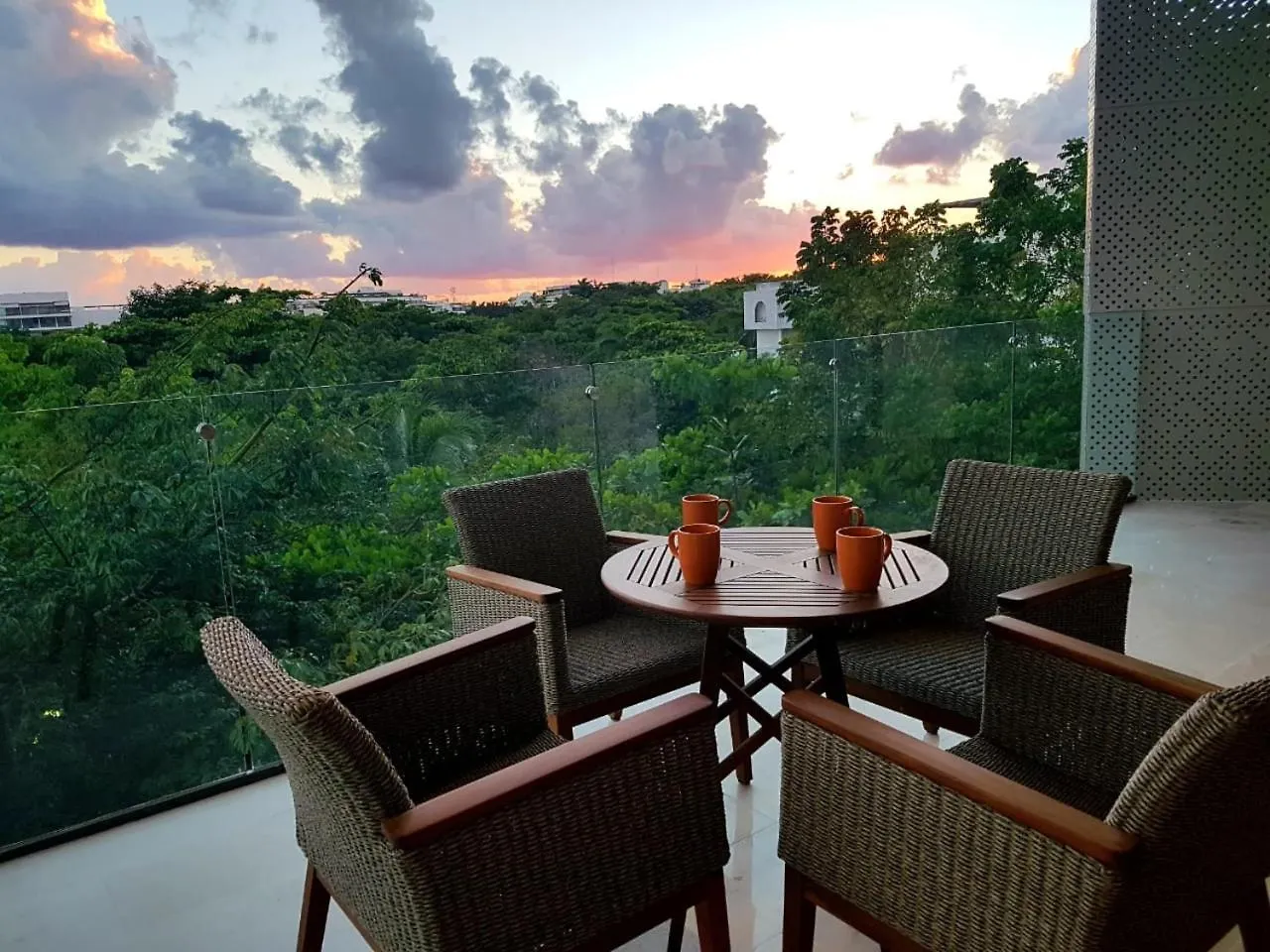 Breathtaking 2Br Apartment With Partial Sea View By Happy Address 신데 델 카르멘 0*,